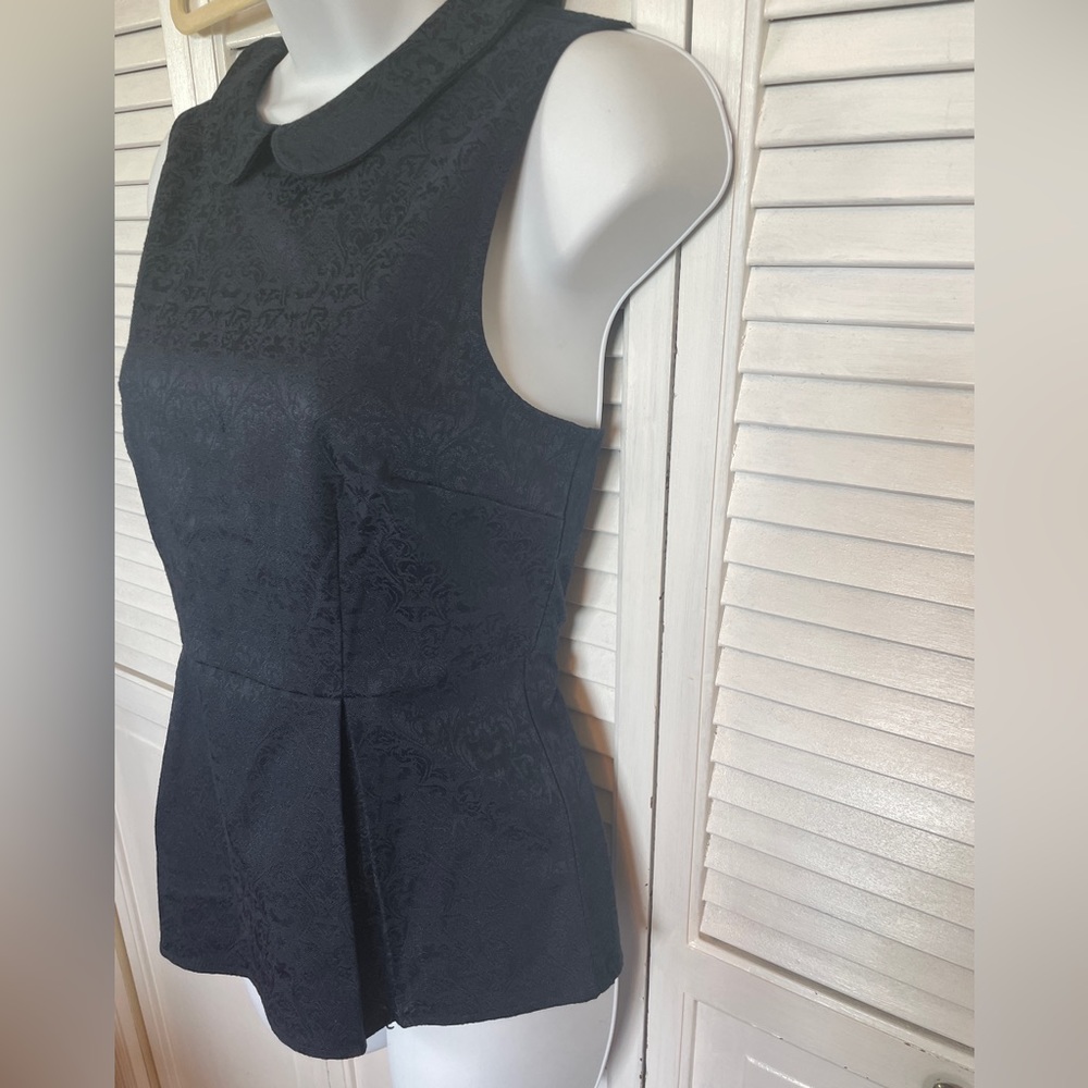 J.Crew Navy Peter Pan Collar Peplum Sleeveless Top Blouse Size 4 - Picture 3 of 9